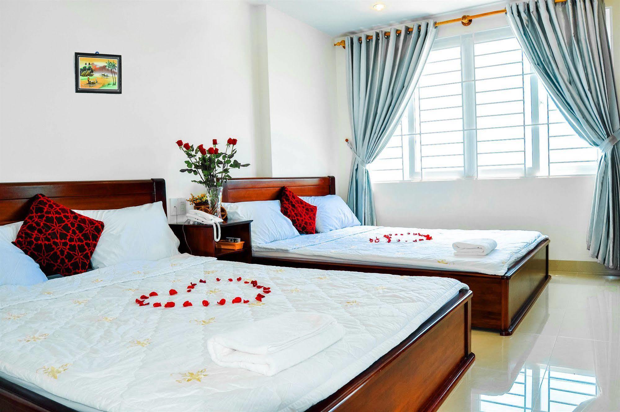 Thien Thanh Hotel - E Dragon На Транг Екстериор снимка