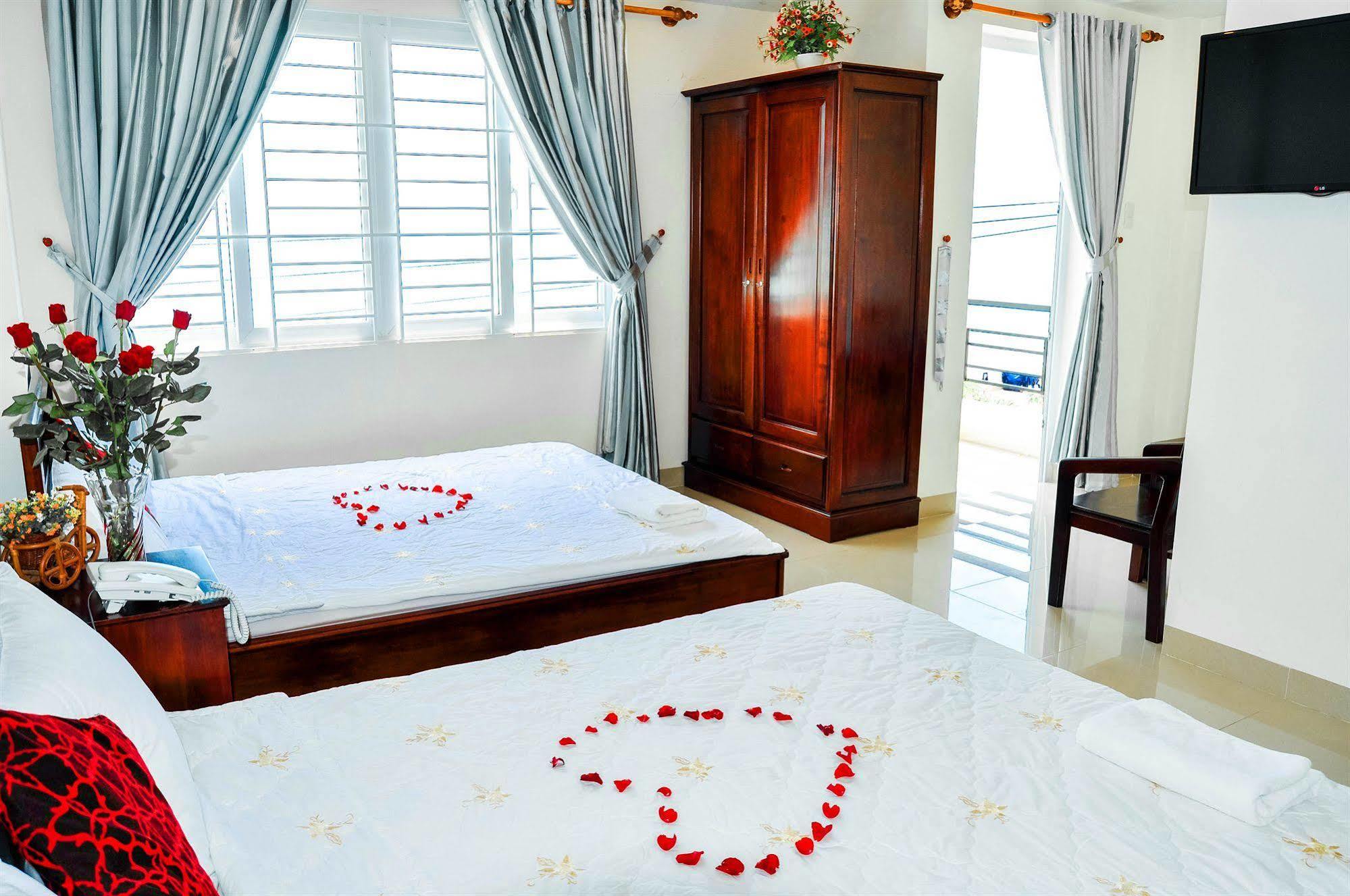 Thien Thanh Hotel - E Dragon На Транг Екстериор снимка